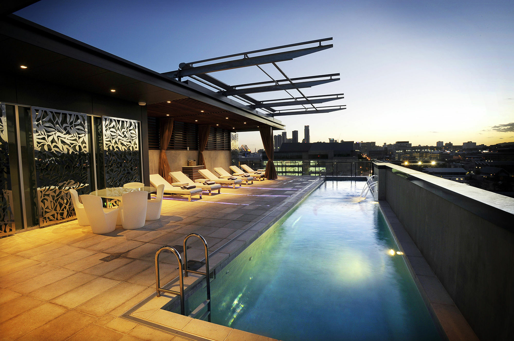布里斯班谷奥华酒店 外观 照片 Rooftop pool at the Mandarin Oriental, Barcelona