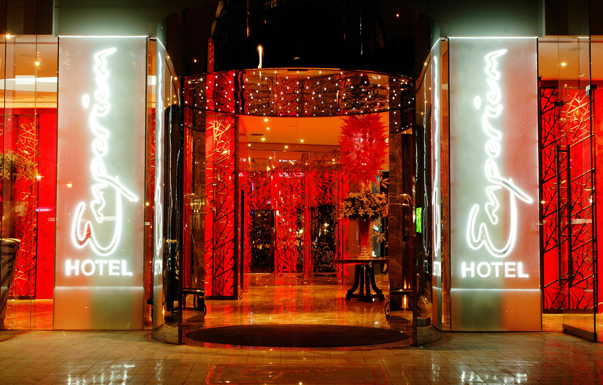 布里斯班谷奥华酒店 外观 照片 Entrance to the hotel